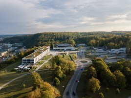 Moderne Architektur trifft auf Romantik⁠