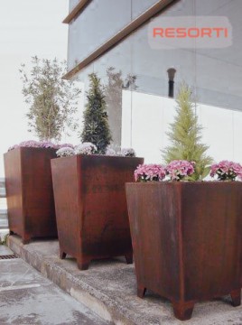 Pflanzkübel – Edelrost Optik