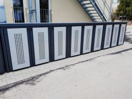 Mülltonnen Reihenanlage für Mehrparteienhaus