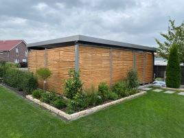 Carport mit Gartenzugang