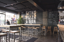 Architektenbunt: Bar in Finnland