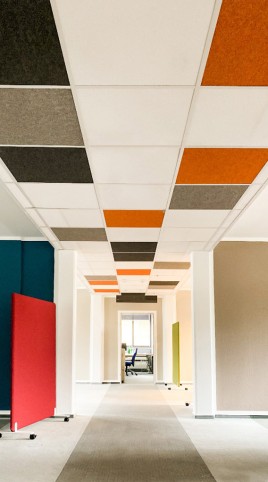 Mehr 🏳️‍🌈🏳🌈 Farbe im Büro