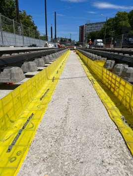 🟨 Pecafil® im Bahnschienen-Bau