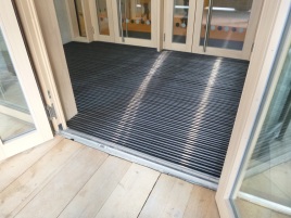 Aluprofilmatte - Schule