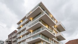 Gestützter oder auskragender Balkon oder Laubengang
