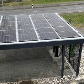 Carport mit Photovoltaik