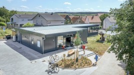 Dorfladen mit Café und Sonnenterasse