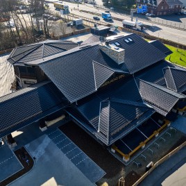 PU-Dämmung für Holzblockhaus: Steakhouse-Kette Timberjacks