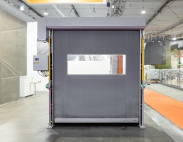 Höchst belastbar, höchst effizient: Maschinenschutztor EFA-SRT® MS Performance von EFAFLEX