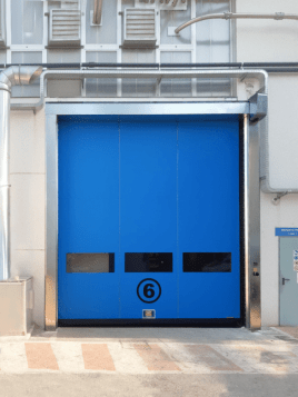 Schnelllauftor mit einem integrierten Belüftungssystem: DynamicRoll® AIR