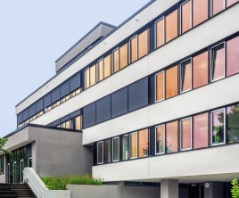 Sonnenschutz für Schulen: Lösungen von WAREMA