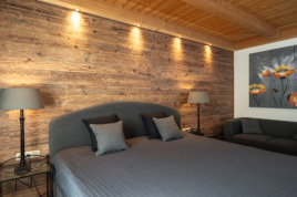 DecoWall: Die verblüffend authentische Holzoptik