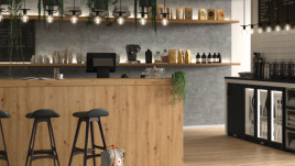 Coffeeshop aufgewertet: Die DecoWall im Rovigo Beton Design