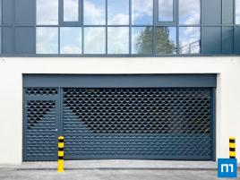 Perfektes Tor für modernen Neubau: Funktionalität, Design und Nachhaltigkeit vereint