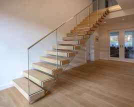 Puristische Designtreppe