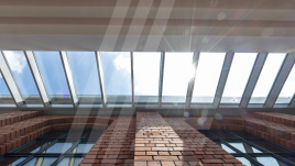 LAMILUX insights – Pillar Page „Sanierung von Gebäuden“