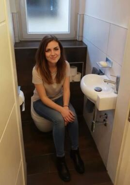 Praxisbeispiel: WC-Rollenablage mit Slotfix Typ 30x30x10