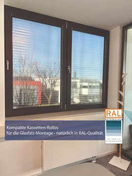 Ein Fenster, ein Rollo, eine Einheit