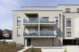 Harmonische Fassadengestaltung für Mehrfamilienhäuser: WAREMA Referenzen