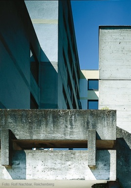 🏛️ Balkonschäden reparieren