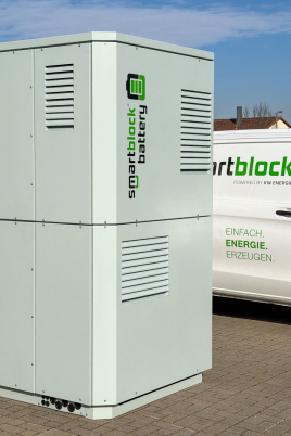 Neuer Batteriespeicher für die Außenaufstellung