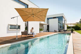 MEZZO Freiarmschirm – Flexibler Sonnenschutz für Terrasse und Garten