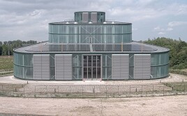 Für das Projekt RAM, Amsterdam Vattenfall Fernwärme haben wir ein beeindruckendes Tor gefertigt: 5900 x 8155 mm mit 12mm VSG Verglasung!